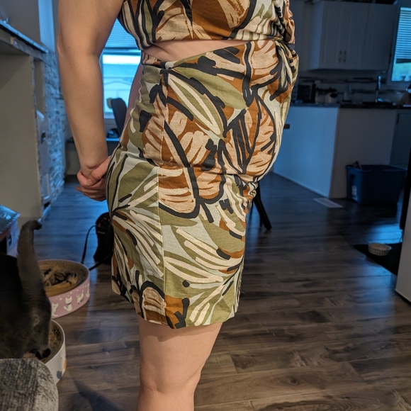 Zara mini cutout dress size medium - Picture 3 of 4